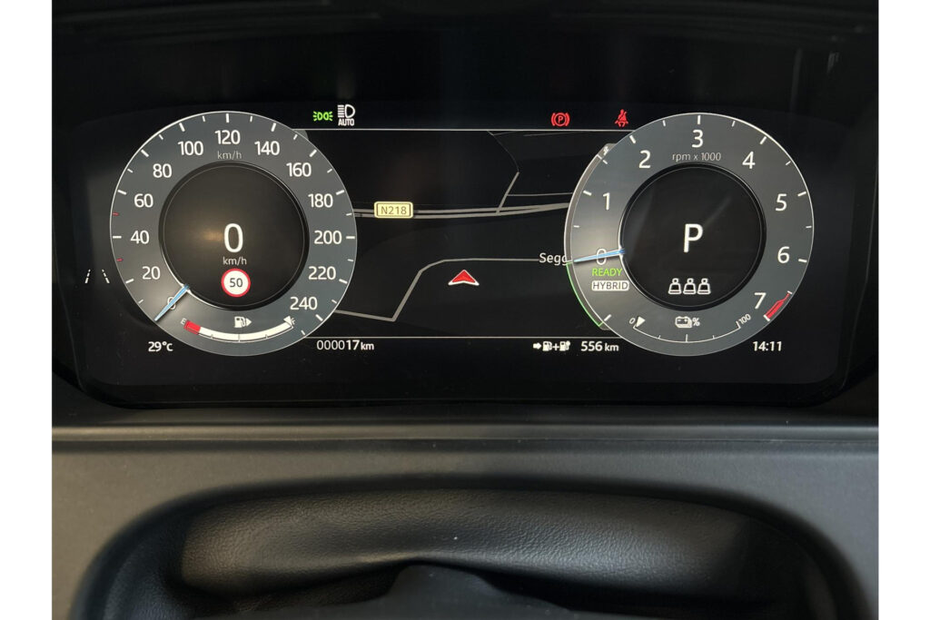 Land Rover Range Rover Velar P400e AWD Belgravia Satin Edition, foto 18 van 33