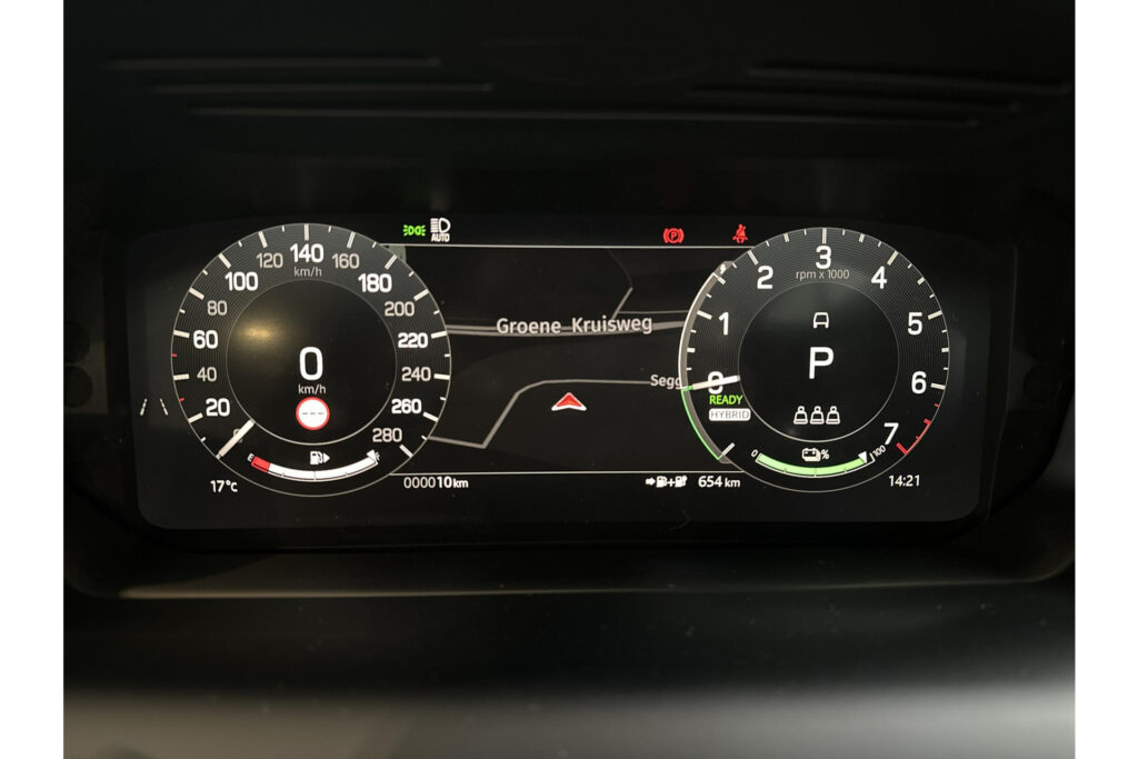 Land Rover Discovery Sport P270e Business Edition, foto 18 van 30