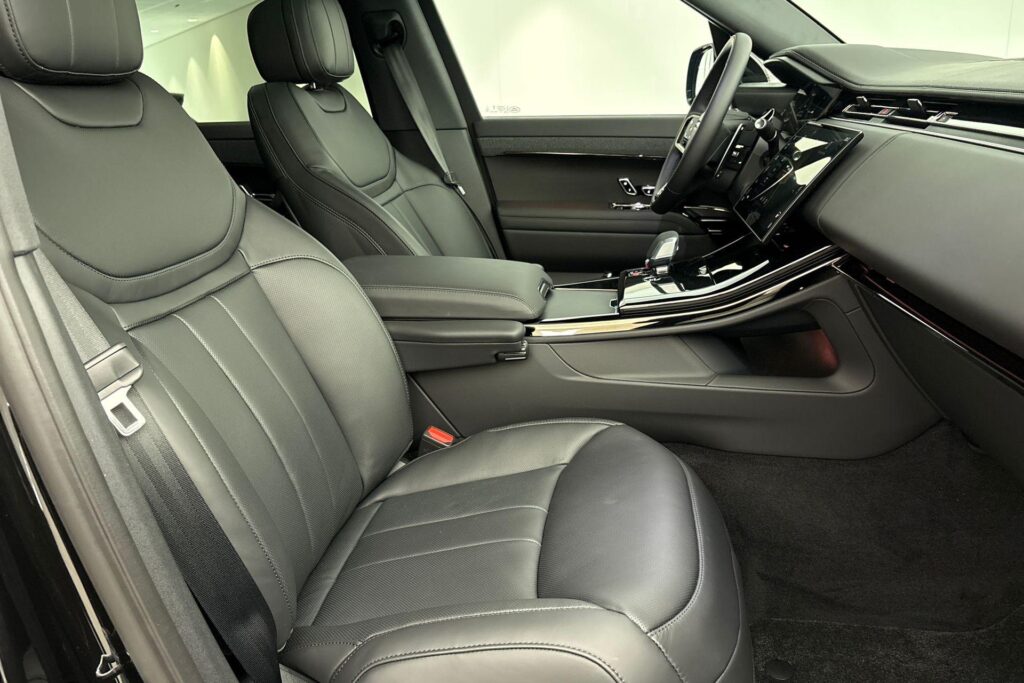Land Rover Range Rover Sport P460e Santorini Momentum Edition, foto 26 van 49