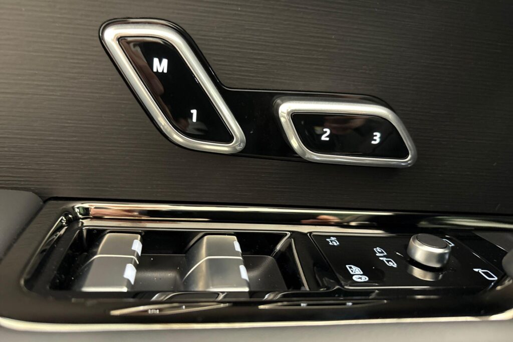 Land Rover Range Rover Sport P460e Santorini Momentum Edition, foto 30 van 49