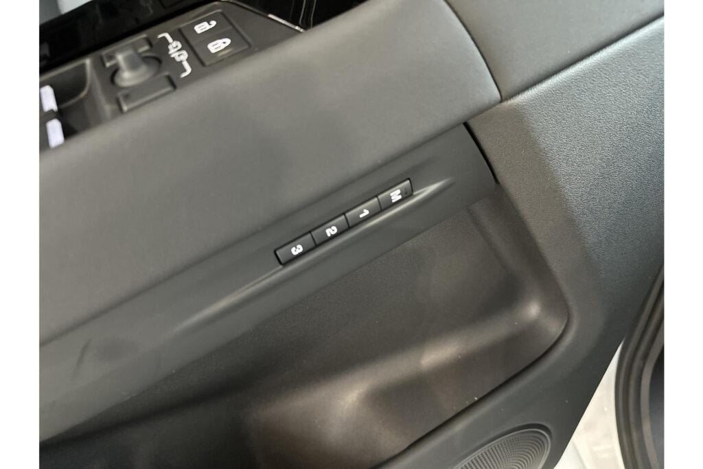 Land Rover Range Rover Evoque P270e Business Edition, foto 12 van 31