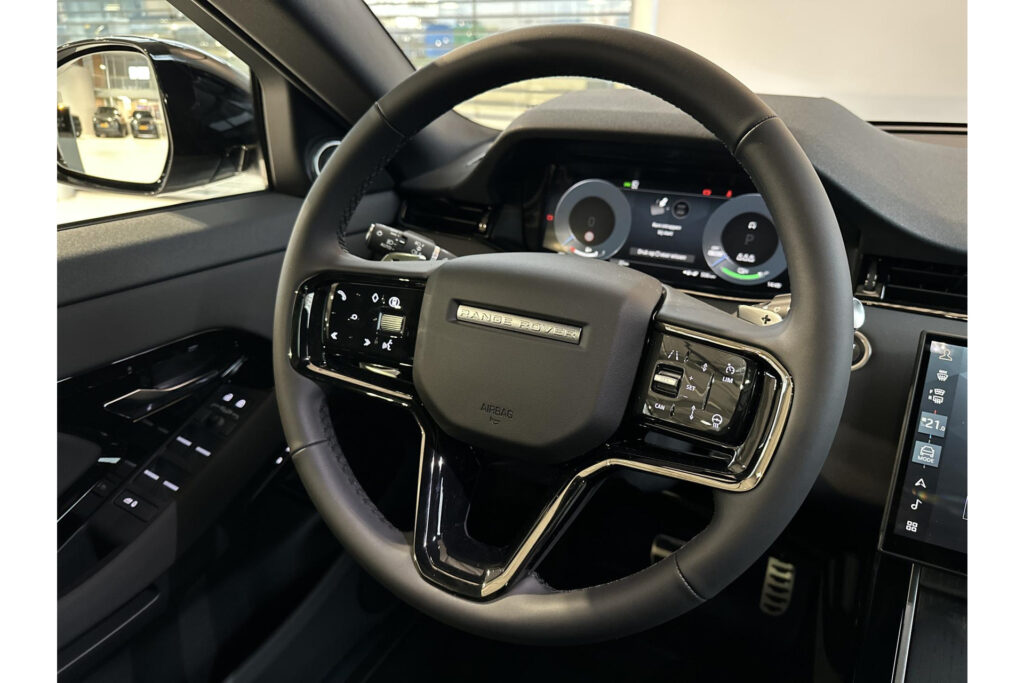 Land Rover Range Rover Evoque P270e Dynamic SE, foto 41 van 55