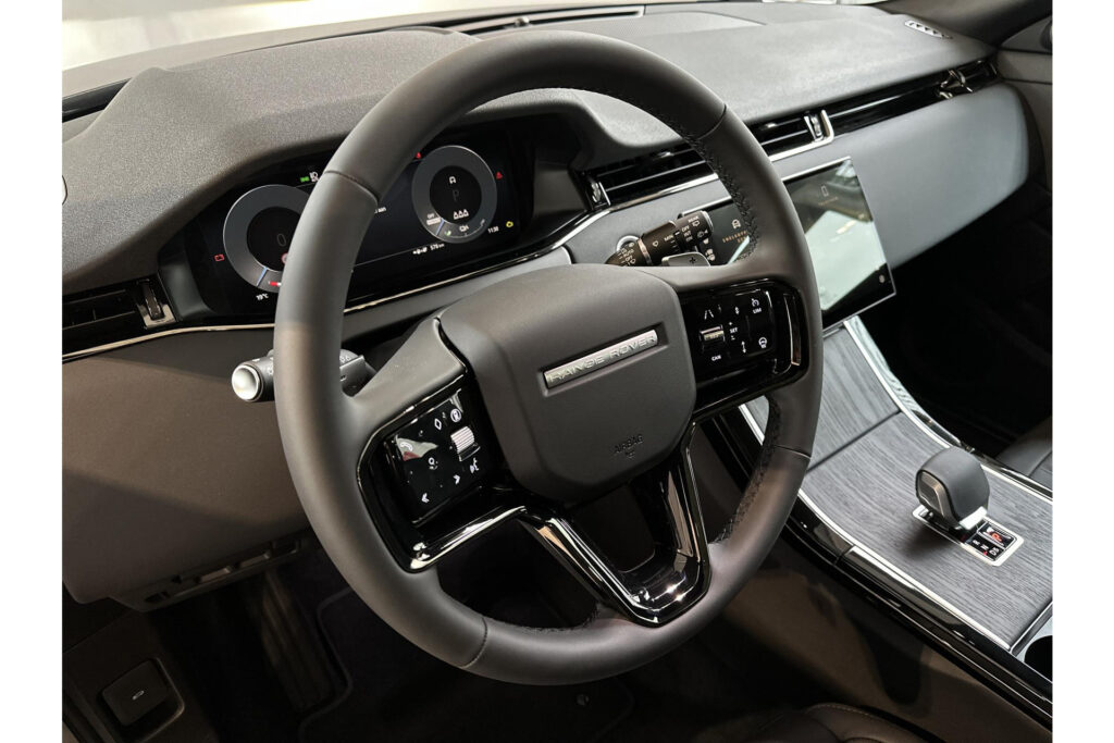 Land Rover Range Rover Evoque P270e Business Dynamic Edition, foto 17 van 31