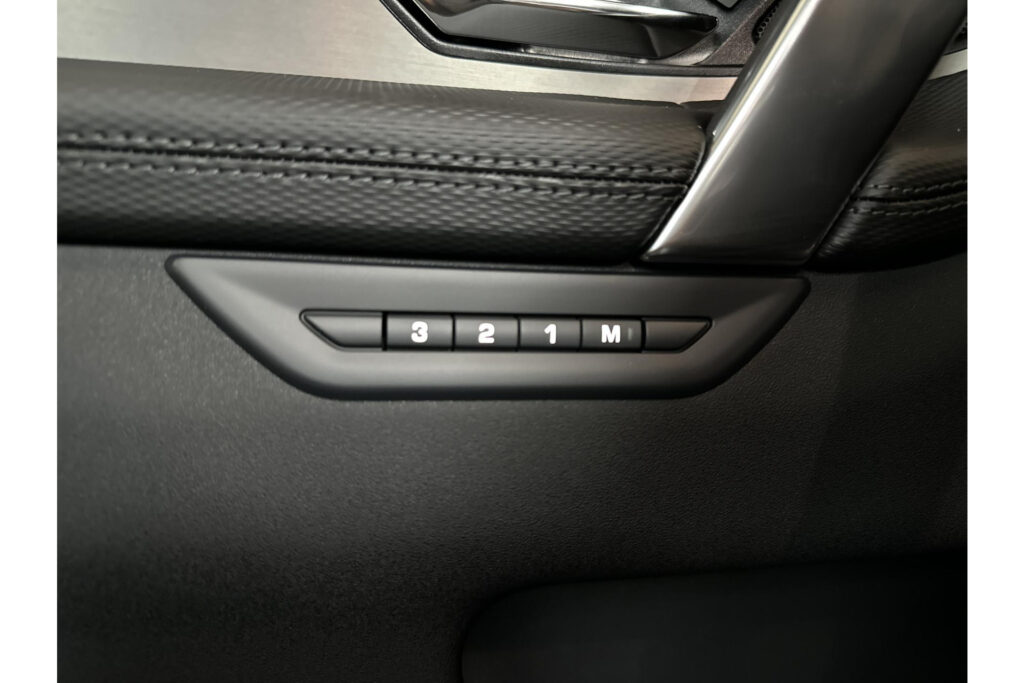 Land Rover Discovery Sport P270e Business Landmark Edition, foto 12 van 26