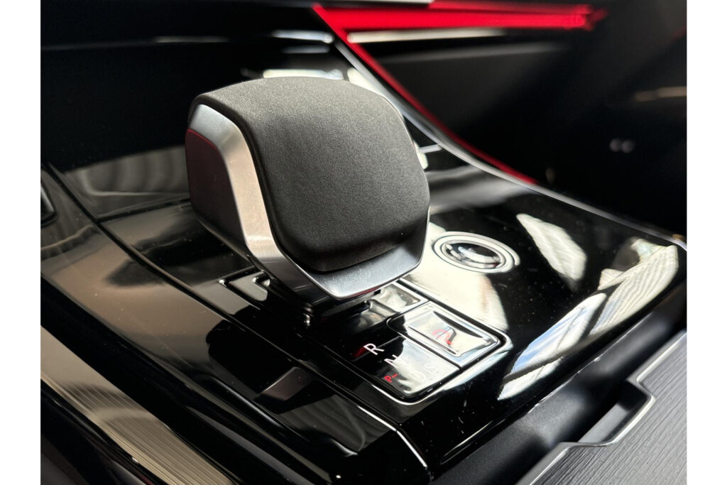 Land Rover Range Rover Sport P460e Santorini Momentum Edition, foto 16 van 29