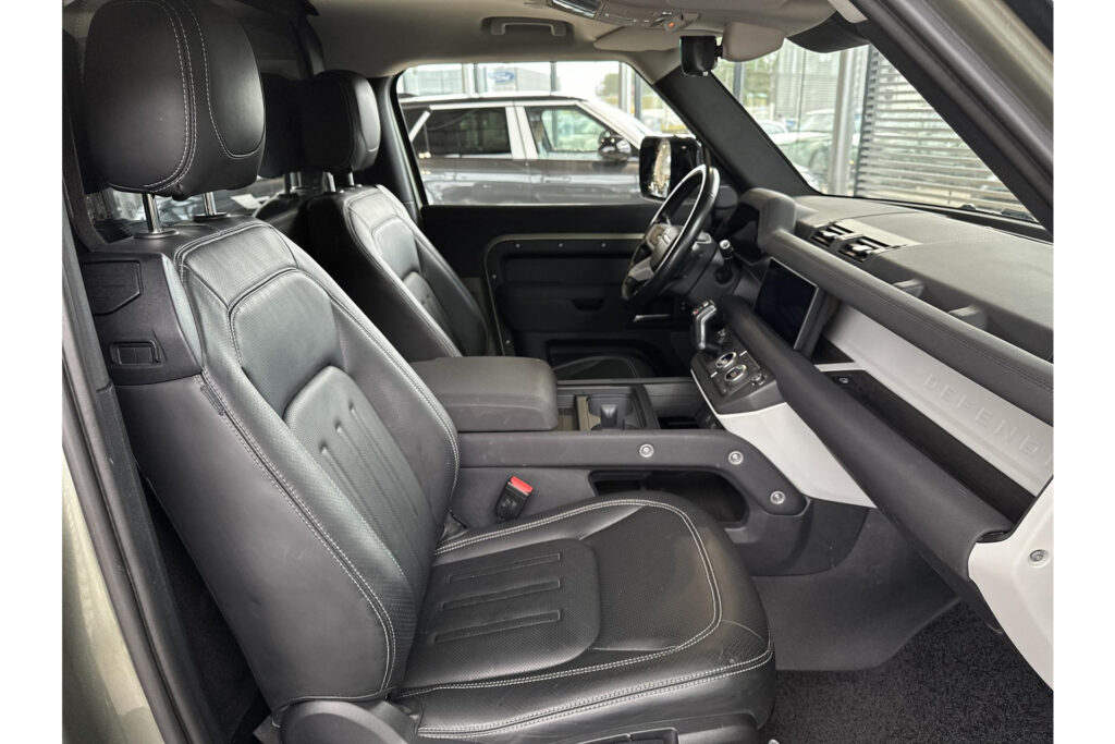 Land Rover Defender 90 3.0D 200PK 6-Cil, foto 3 van 22