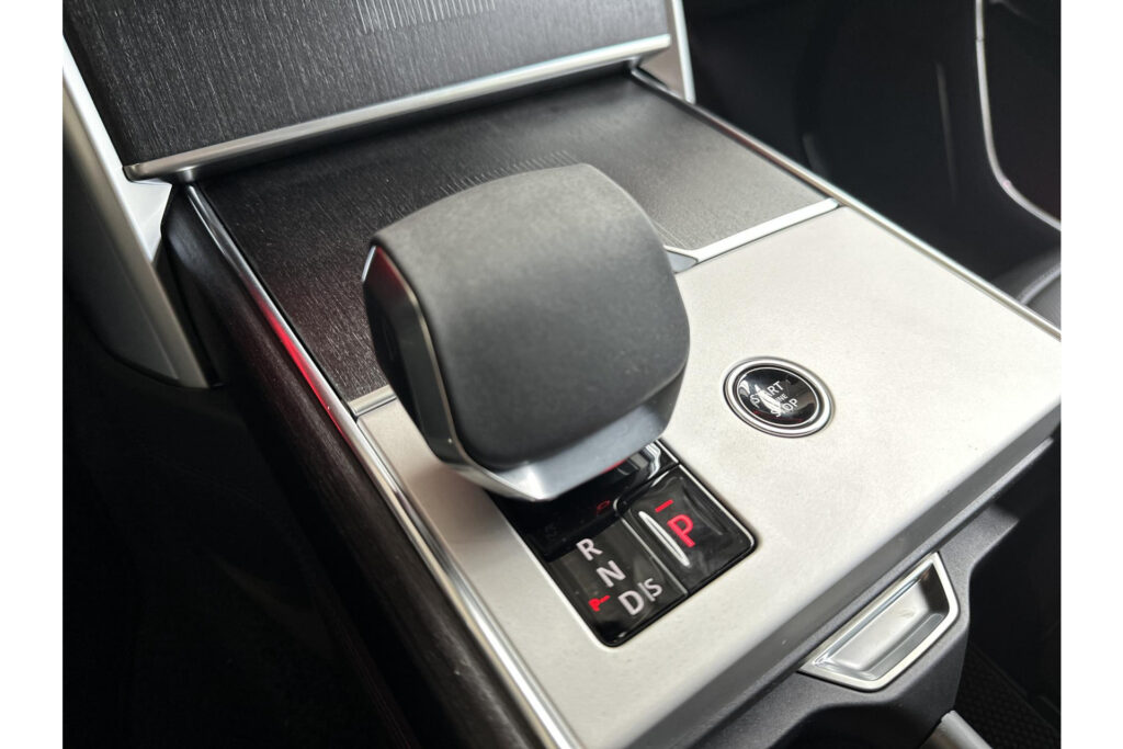 Land Rover Range Rover P550e Autobiography, foto 15 van 24