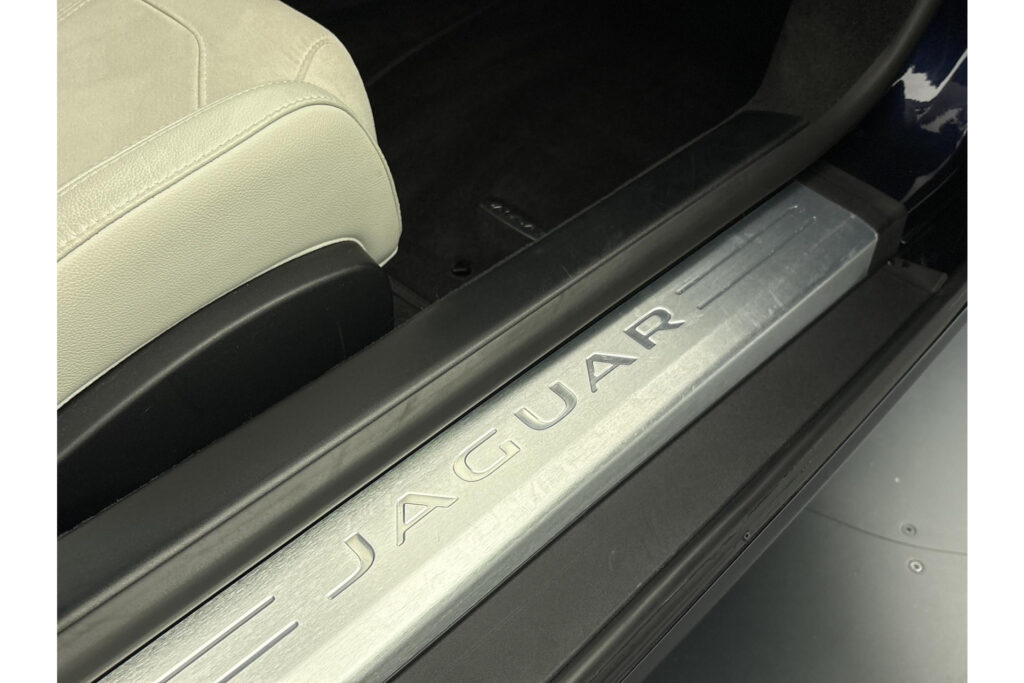 Jaguar F-TYPE P300 Coupe, foto 9 van 24