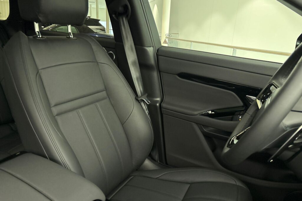 Land Rover Range Rover Evoque P270e Dynamic Edition SE, foto 10 van 24