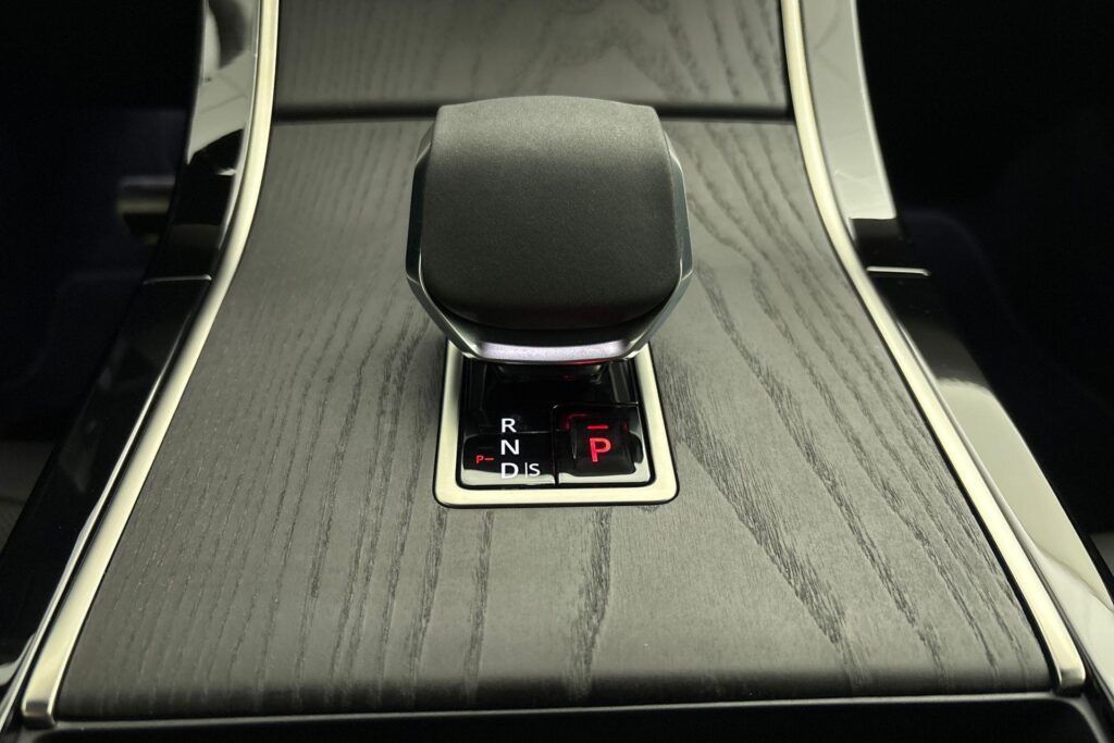 Land Rover Range Rover Evoque P270e SE Dynamic Edition, foto 19 van 31