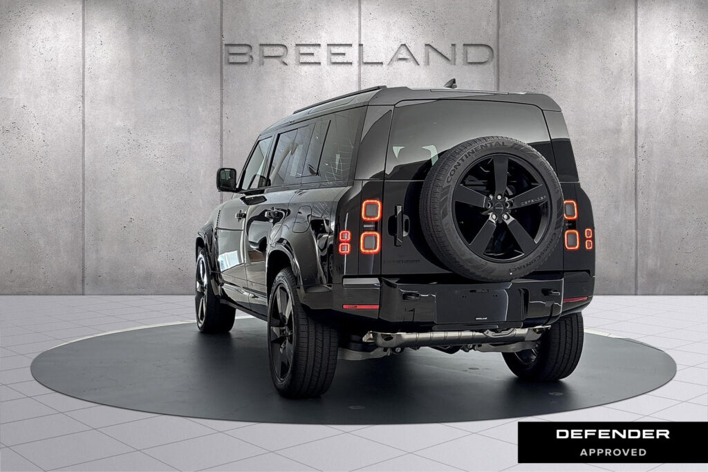 Land Rover Defender 110 P300e HSE Dynamic Edition, foto 2 van 42