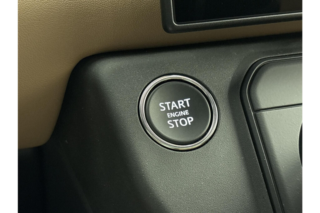 Land Rover Defender 110 P300e HSE Dynamic Edition, foto 34 van 42