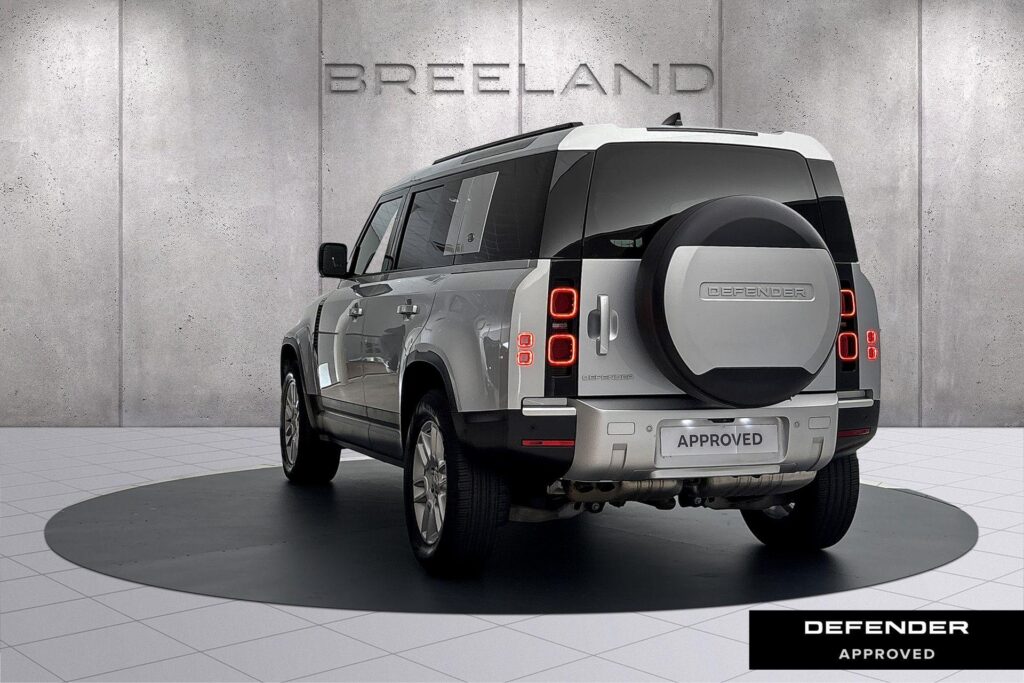 Land Rover Defender Commercial 3.0 6-cil D200 110 S, foto 3 van 28