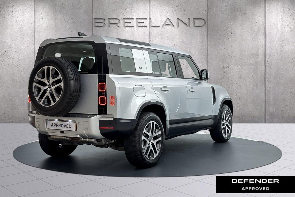 Land Rover Defender 110 P400 6-cil HSE, foto 2 van 38