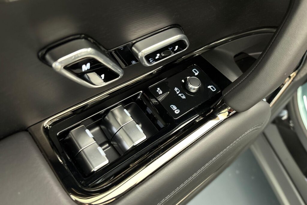 Land Rover Range Rover Sport P460e Dynamic SE, foto 40 van 45