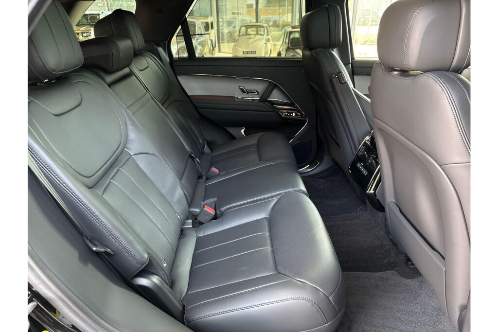 Land Rover Range Rover Sport 3.0 P460e Dynamic SE, foto 14 van 24