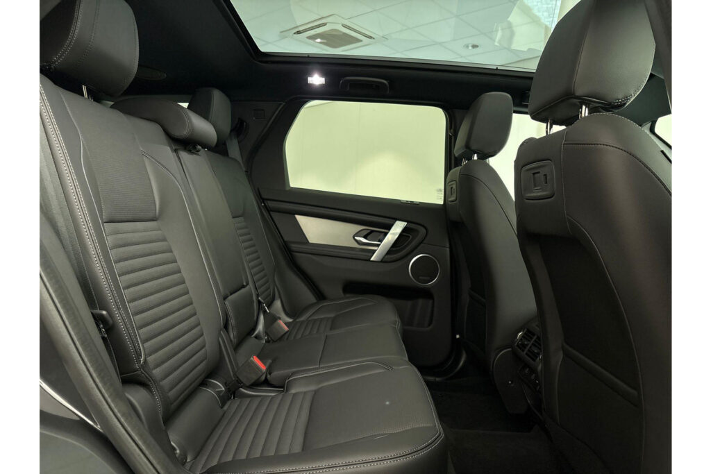 Land Rover Discovery Sport P270e Landmark Edition, foto 9 van 26