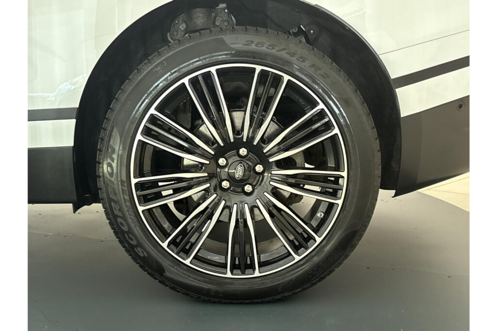 Land Rover Range Rover Velar 2.0 P400e S, foto 11 van 31