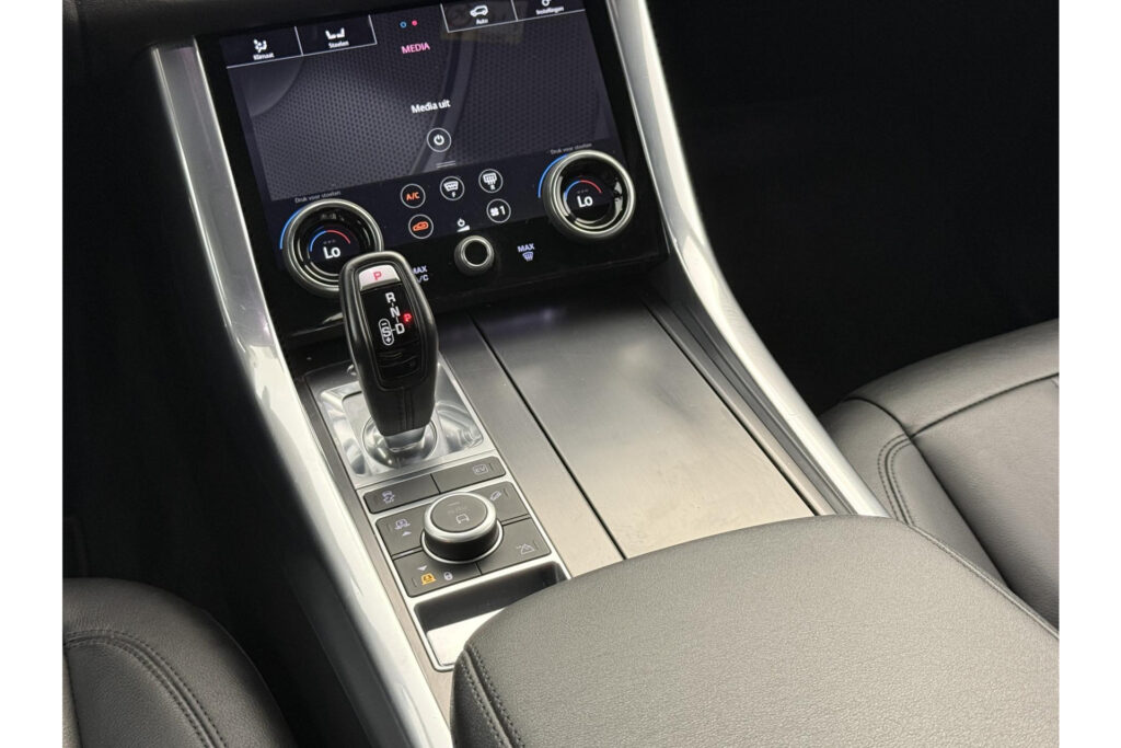 Land Rover Range Rover Sport P400e SE, foto 12 van 34