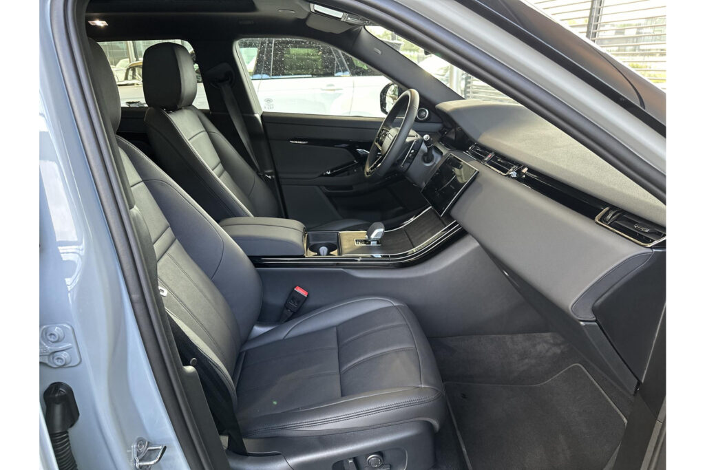 Land Rover Range Rover Evoque P270e Dynamic SE, foto 3 van 31