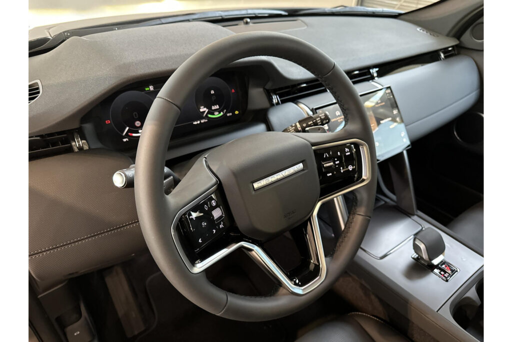 Land Rover Discovery Sport P270e S BUSS. Edition -PANO.DAK, foto 17 van 25