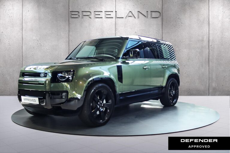 Land Rover Defender 110 P300e X-Dynamic HSE
