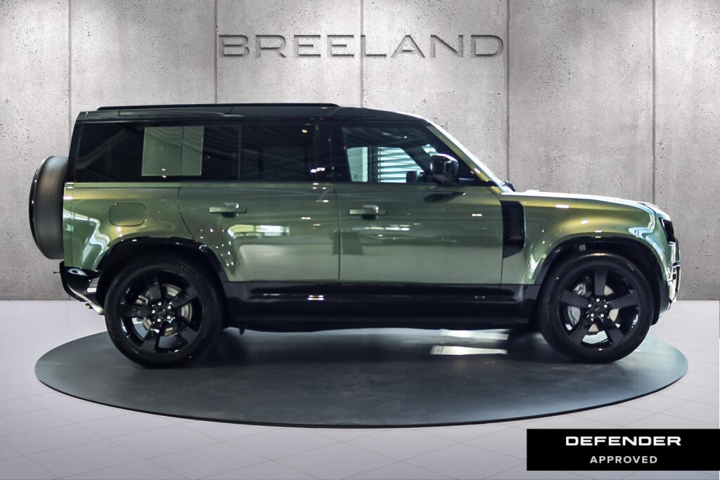 Land Rover Defender 110 P300e X-Dynamic HSE, foto 6 van 26