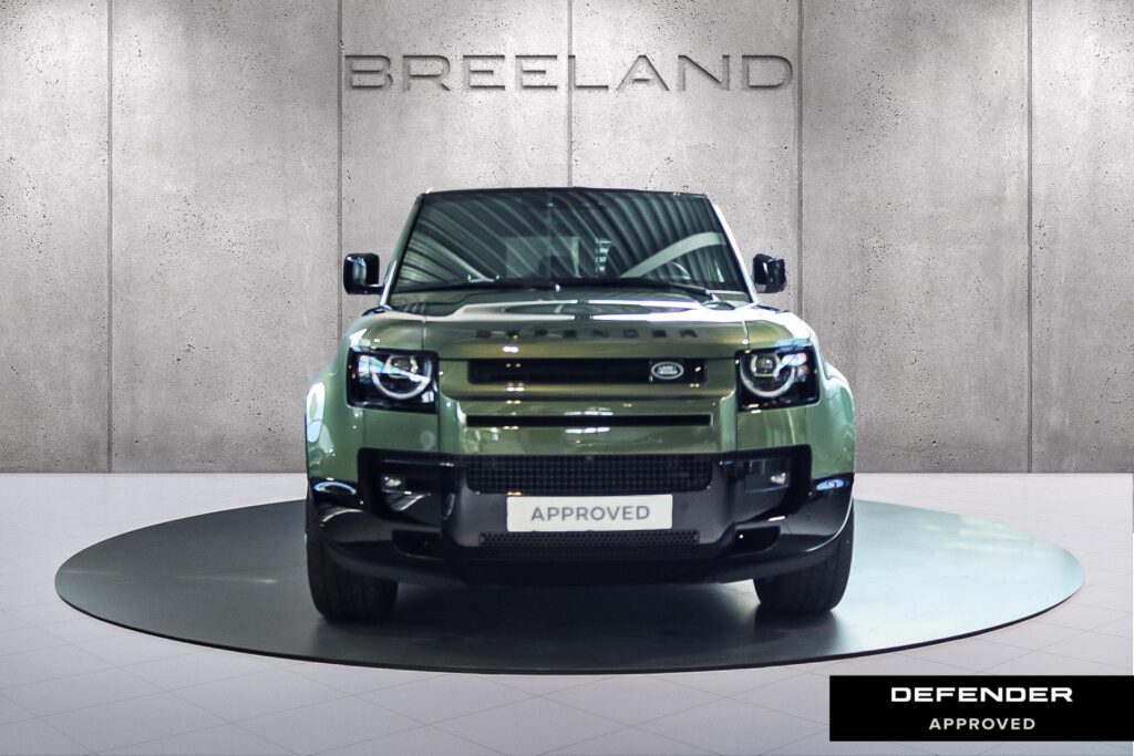 Land Rover Defender 110 P300e X-Dynamic HSE, foto 8 van 26