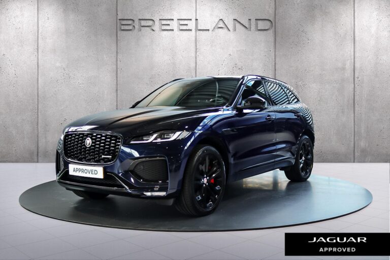 Jaguar F-PACE P400e R-Dynamic Black