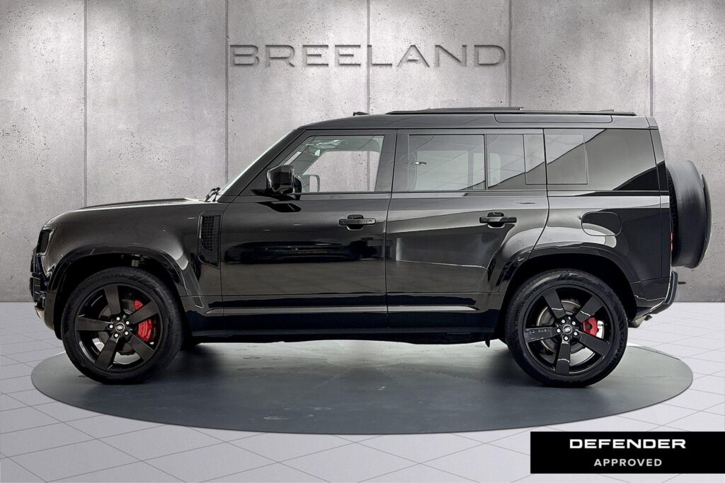 Land Rover Defender 110 P300e X-Dynamic HSE, foto 2 van 38