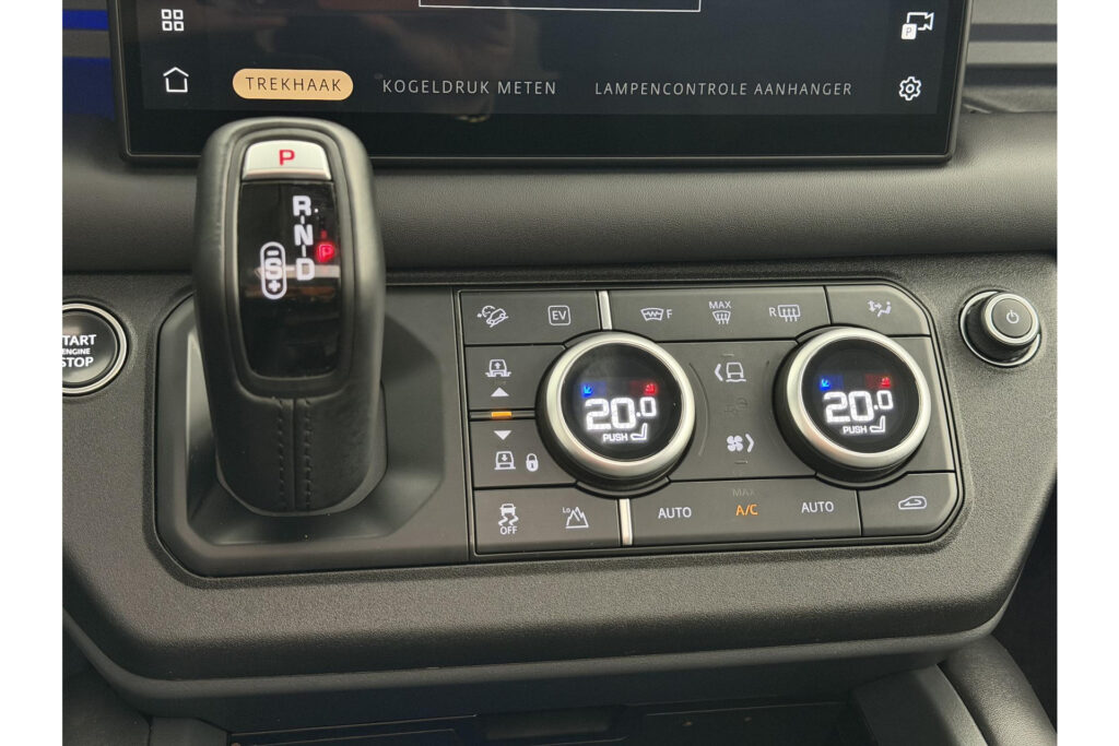 Land Rover Defender 110 P300e X-Dynamic HSE, foto 20 van 38