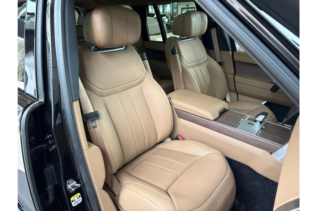 Land Rover Range Rover P460e HSE, foto 10 van 23