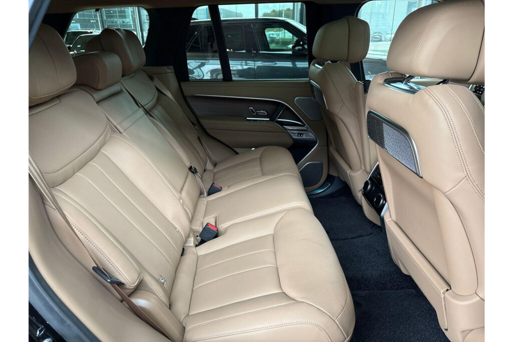 Land Rover Range Rover P460e HSE, foto 14 van 23