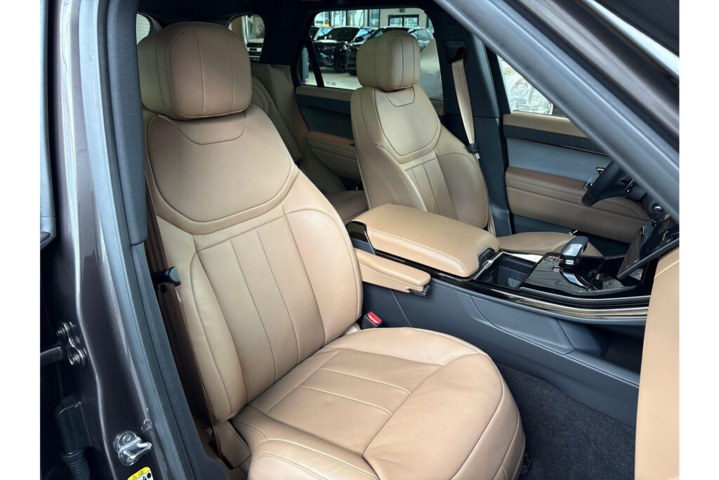 Land Rover Range Rover Sport 3.0 P460e SE, foto 10 van 23