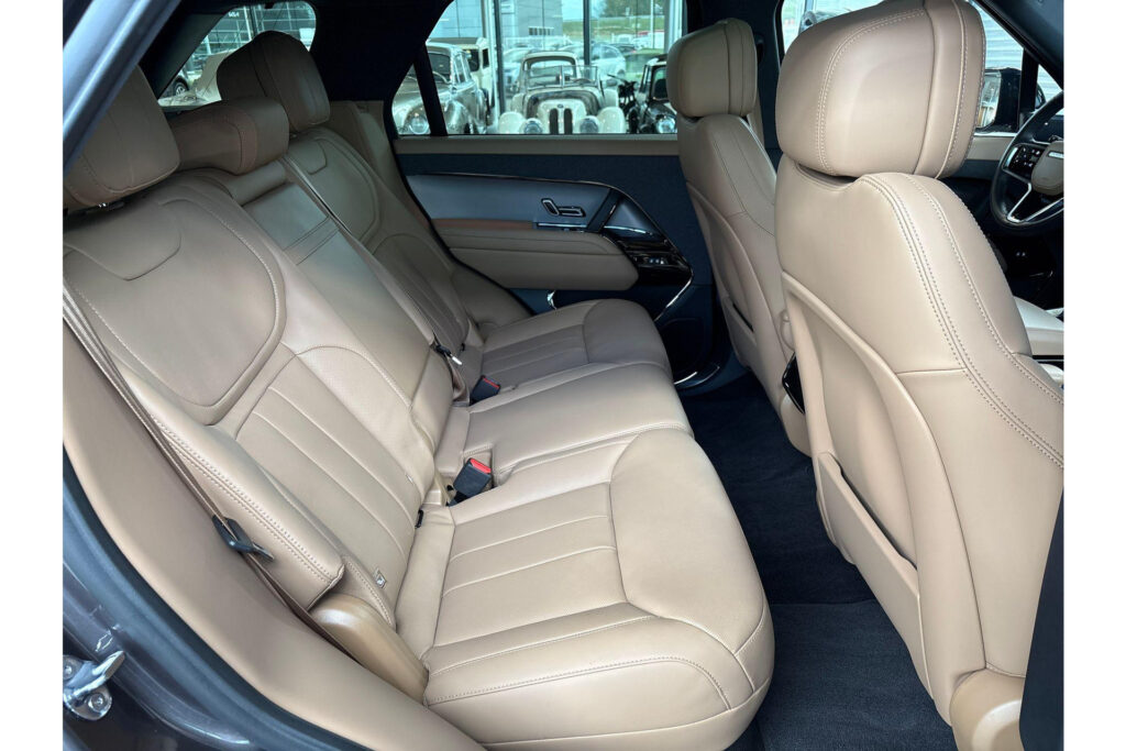 Land Rover Range Rover Sport 3.0 P460e SE, foto 14 van 23