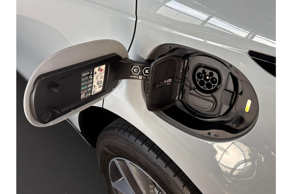 Land Rover Range Rover Evoque P270e AWD S Edition, foto 23 van 24