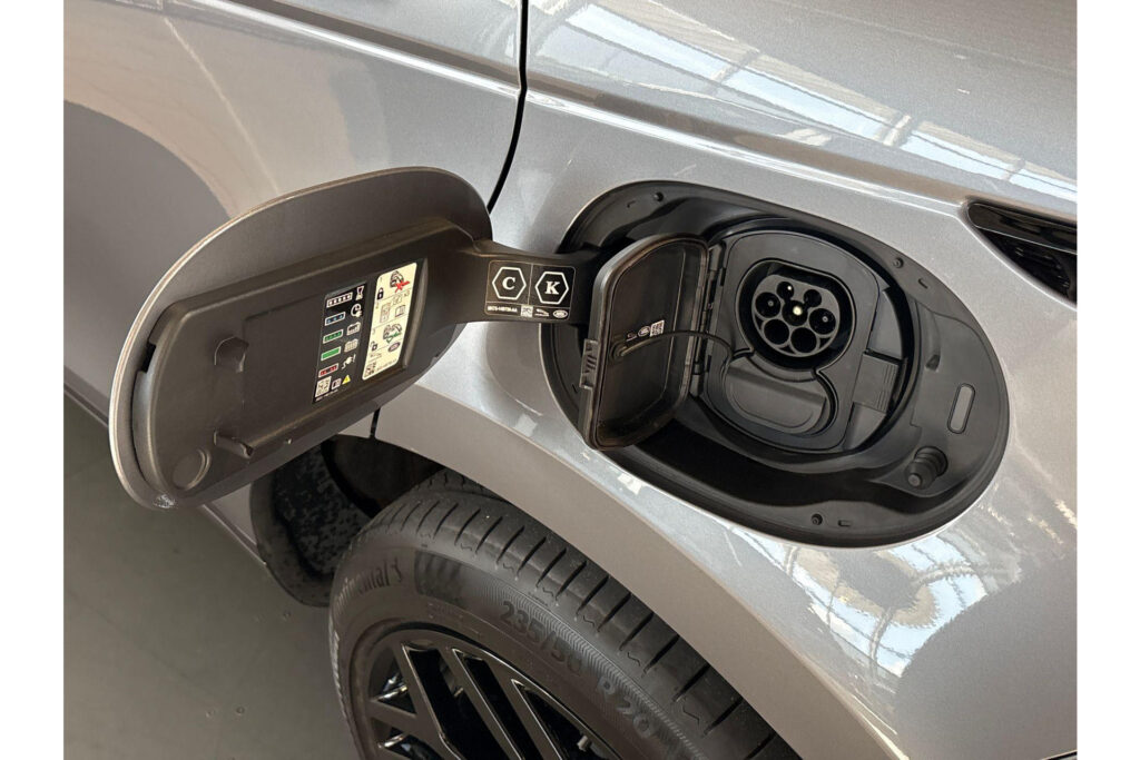 Land Rover Range Rover Evoque P270e AWD S Edition, foto 23 van 24