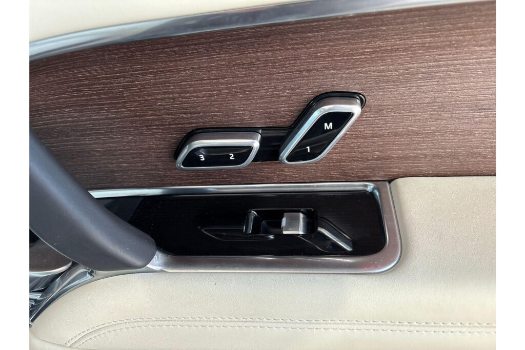 Land Rover Range Rover P460e Autobiography, foto 11 van 24