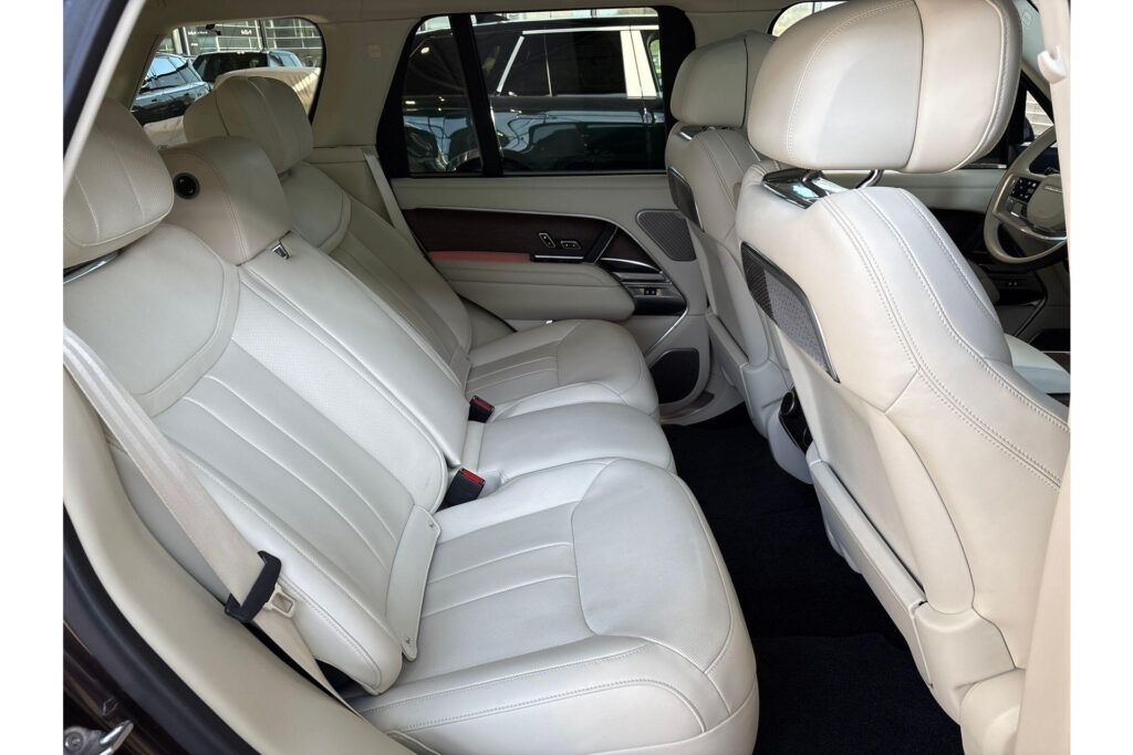 Land Rover Range Rover P460e Autobiography, foto 14 van 24